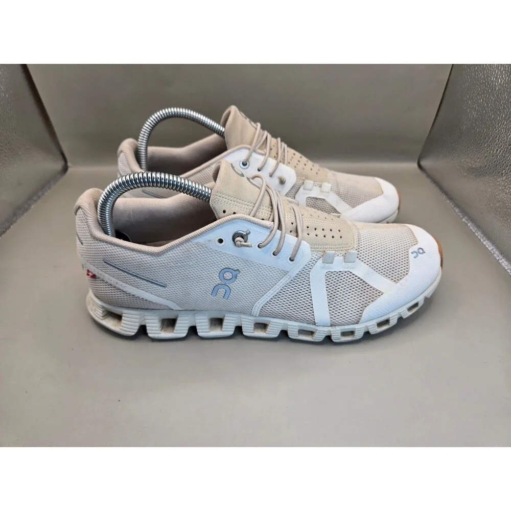On Cloud 5 Shoes Women's 9.5 White Gum Road Running Athletic Workout Sneakers